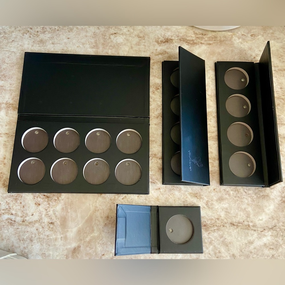 🔴 FOUR BRAND NEW YOUNIQUE PRESSED SHADOW REFILL PALLETS 🔴